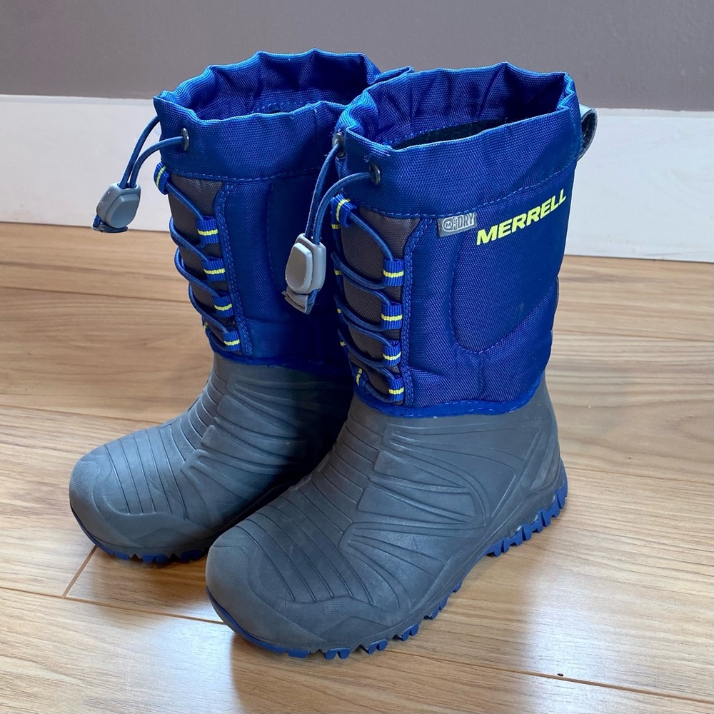Merrell snowquest boots -size 12